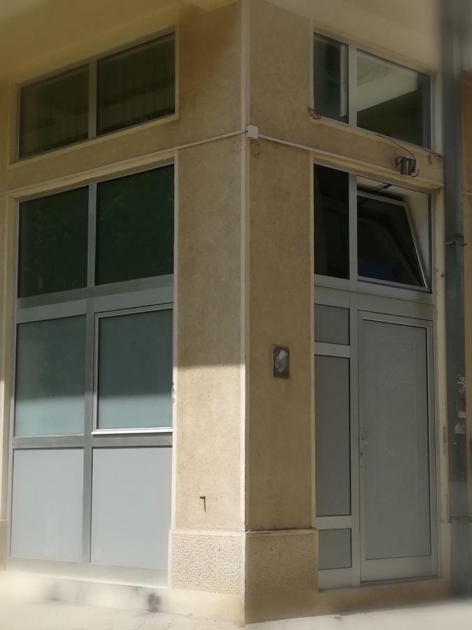 Classy And Cozy - Parking - 3 Beds - Near Center Novi Sad Exterior foto