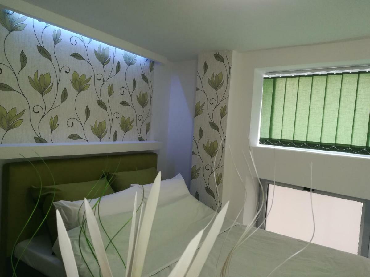 Classy And Cozy - Parking - 3 Beds - Near Center Novi Sad Exterior foto